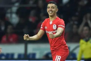 The Uruguayan returns to the club where played his best football