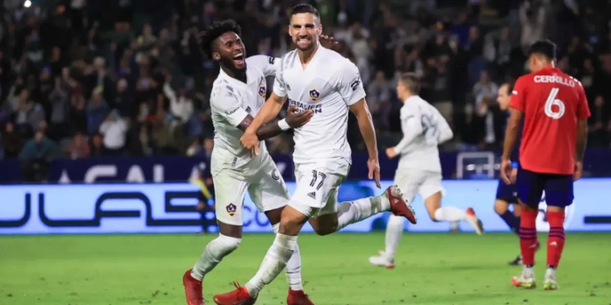 The USMNT midfielder is looking to reunite with Bruce Arena, his mentor.