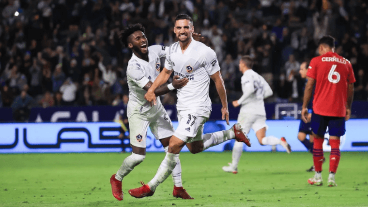 The USMNT midfielder is looking to reunite with Bruce Arena, his mentor.