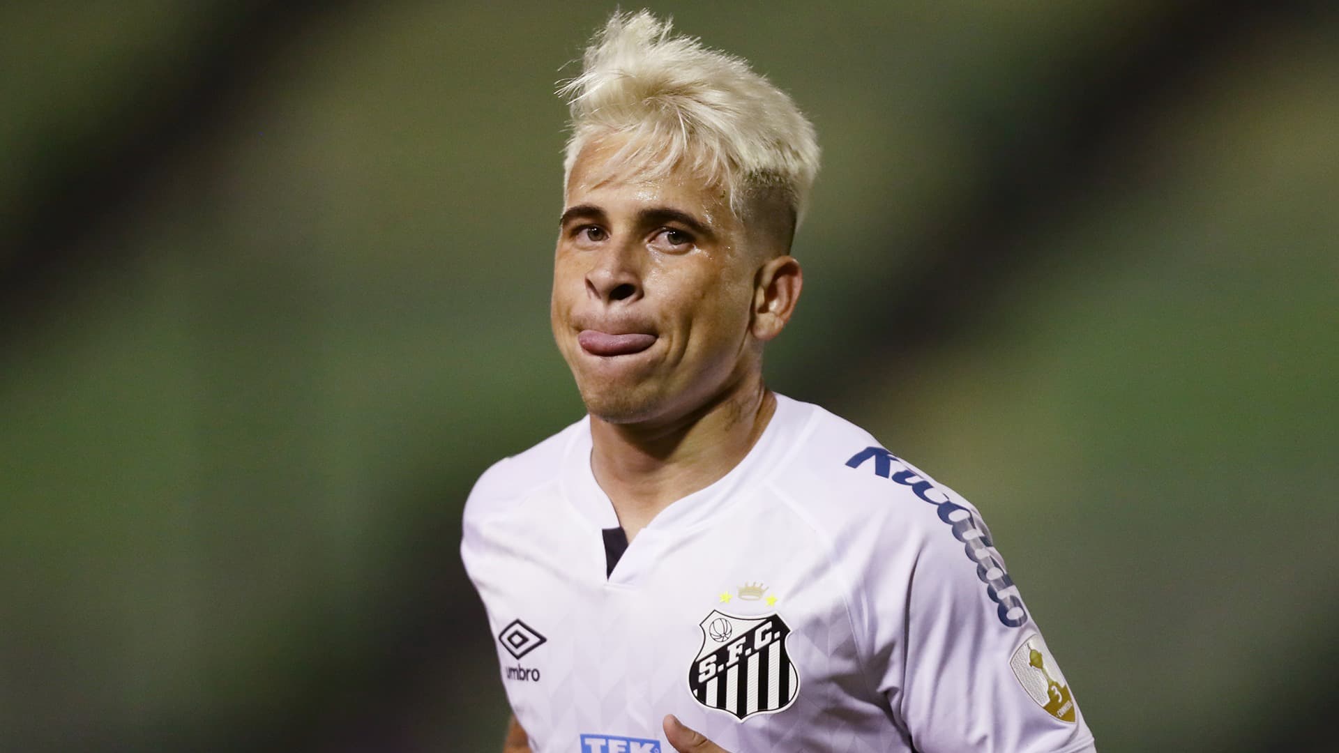 The Venezuelan wants to leave the Brazilian club to play for Toronto FC.