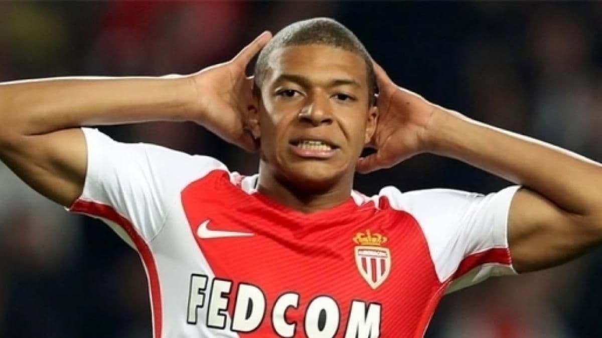 The young French striker was kicked out of a training session during his time with Monaco after an argument with Italian Raggi.