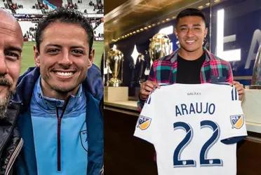 The young player who must decide between the Mexican team and the USMNT does not forget his roots and watches his spectacular action that gives Chicharito Hernandez a display of humility.