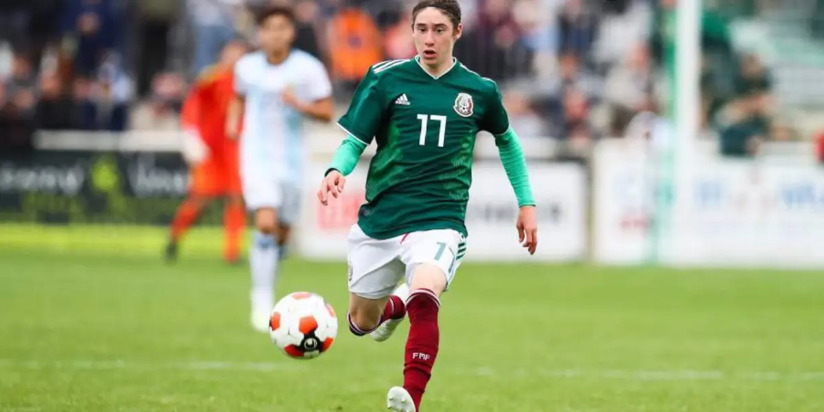 The young star of El Tri made a dream play.