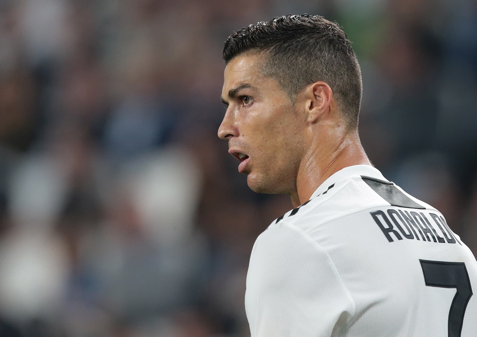 There is a lot of mystery around the life of the alleged couple of The Portuguese soccer legend on the young boy they gave birth.