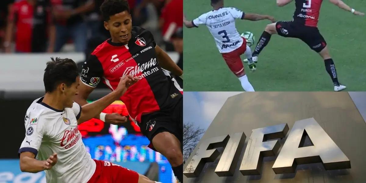 There is controversy in the Atlas match against Chivas in the quarterfinals of Liga MX
