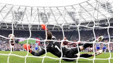 These players are 100 percent effective every time they take a penalty kick.