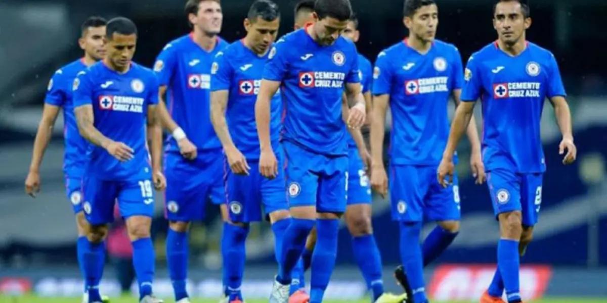 They left La Máquina looking for a better salary.