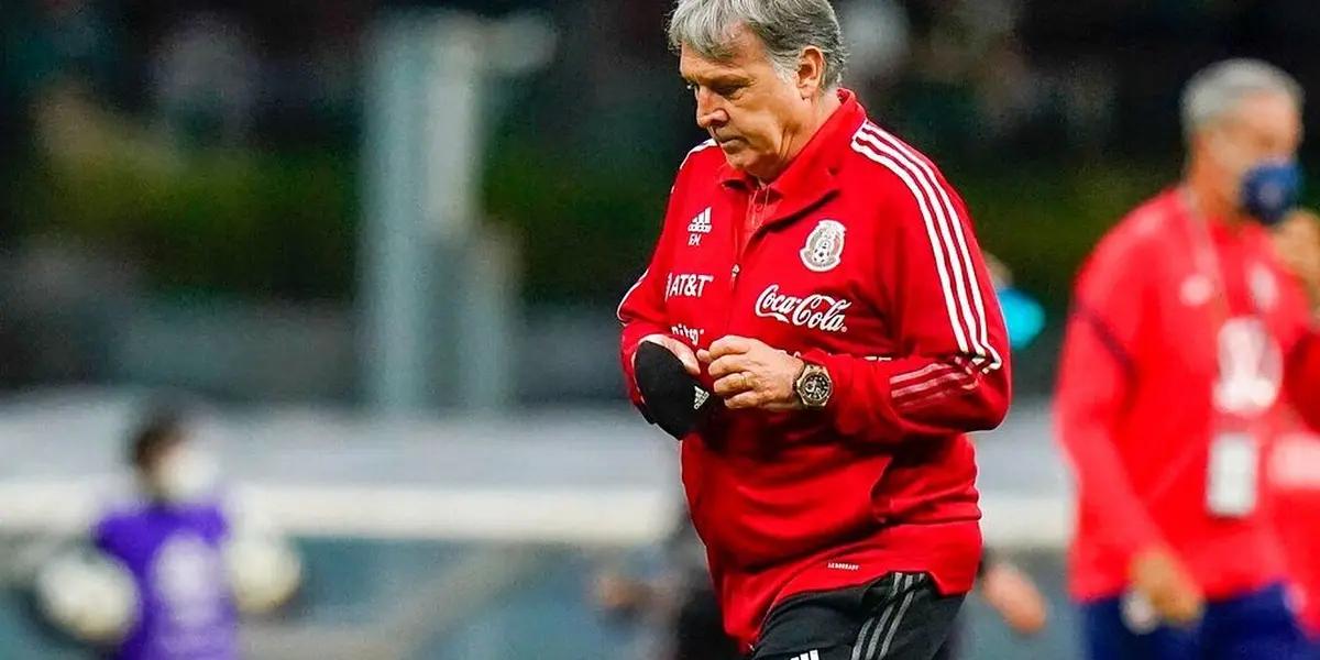 They no longer believe Martino and his cheap renovation speech. He is leaving El Tri all because they never had faith in him.