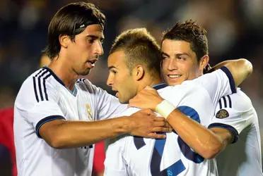 They said he was going to be the successor from CR7 and, despite he played for top European teams, he ended dedicating to music.