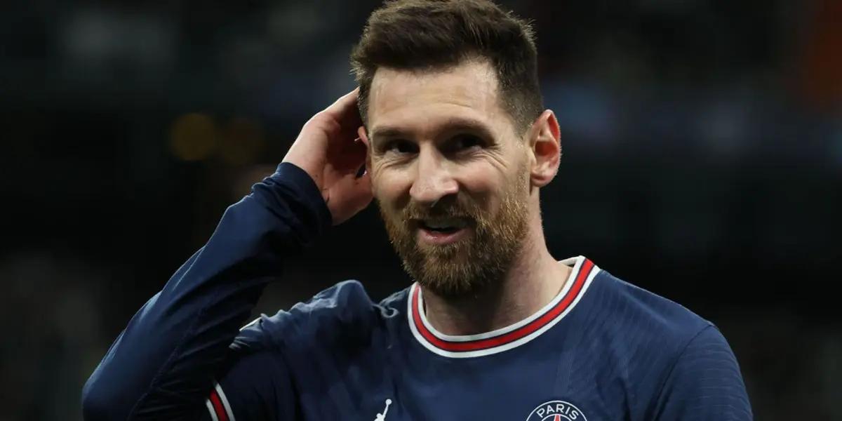 This player from Argentina defended Messi and criticized PSG´s coach for this reason.