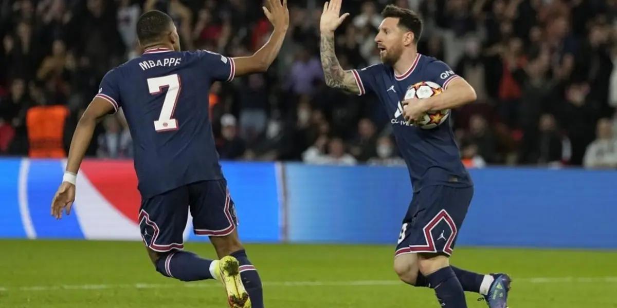 This player is gunning for the golden boot