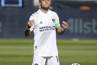 This reconstruction began with the new family of Javier Hernandez, who are a nutritionist, a physical trainer and therapists