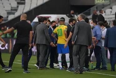 Total uncertainty at the Corinthians Arena in São Paulo. Argentina plans to return to their country, Brazil performs ball work and physical recovery, thinking about the next game.