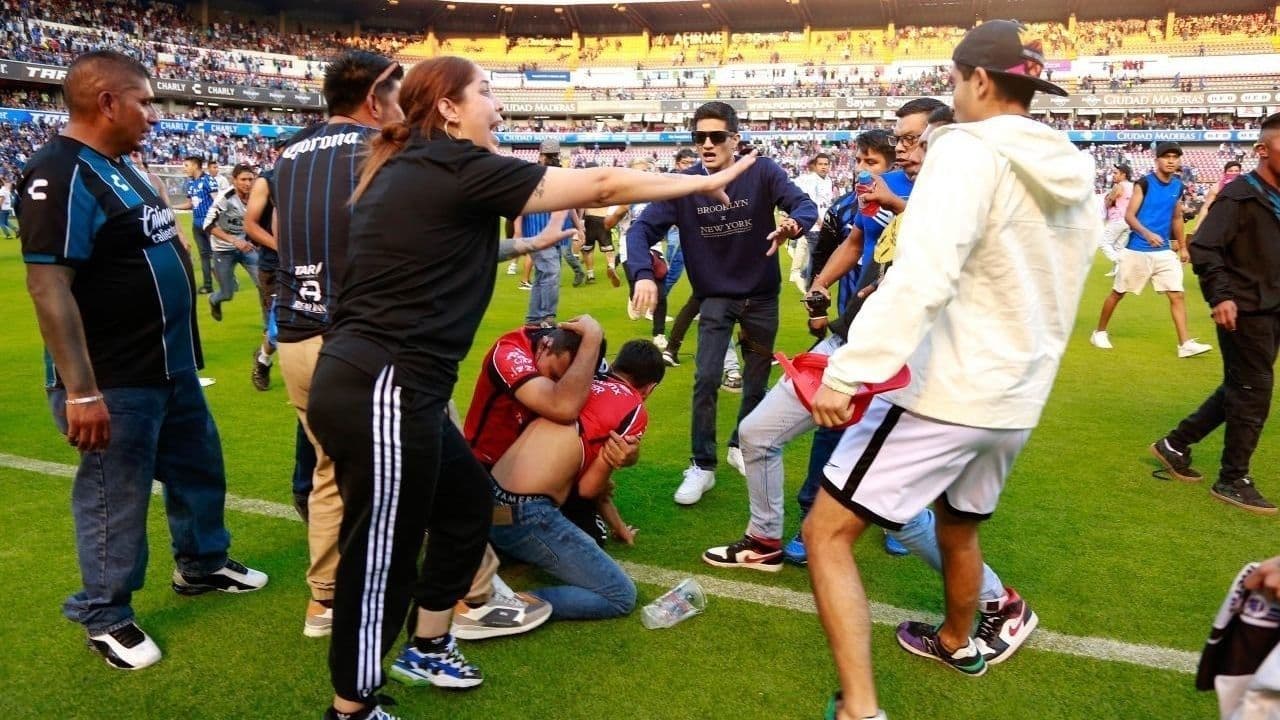 Unfortunately for Mexican soccer, this is not the first time that violence has been present in the stadiums.
