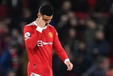 United receives Klopp's team at Old Trafford and manager ten Hag decided to leave the Portuguese star on the bench.