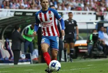 Vucetich cannot figure how to set the attack against Leon and Brizuela apparently has some ideas.