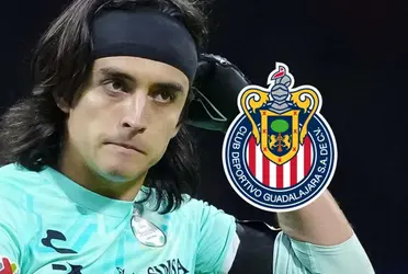 While Alexis Vega earns 2 million, what Carlos Acevedo would earn in Chivas