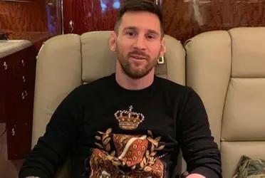 While David Beckham will attempt to bring Lionel Messi to MLS, let's see the amazing appartment Lionel Messi bought in the most exclusive zone of Miami.