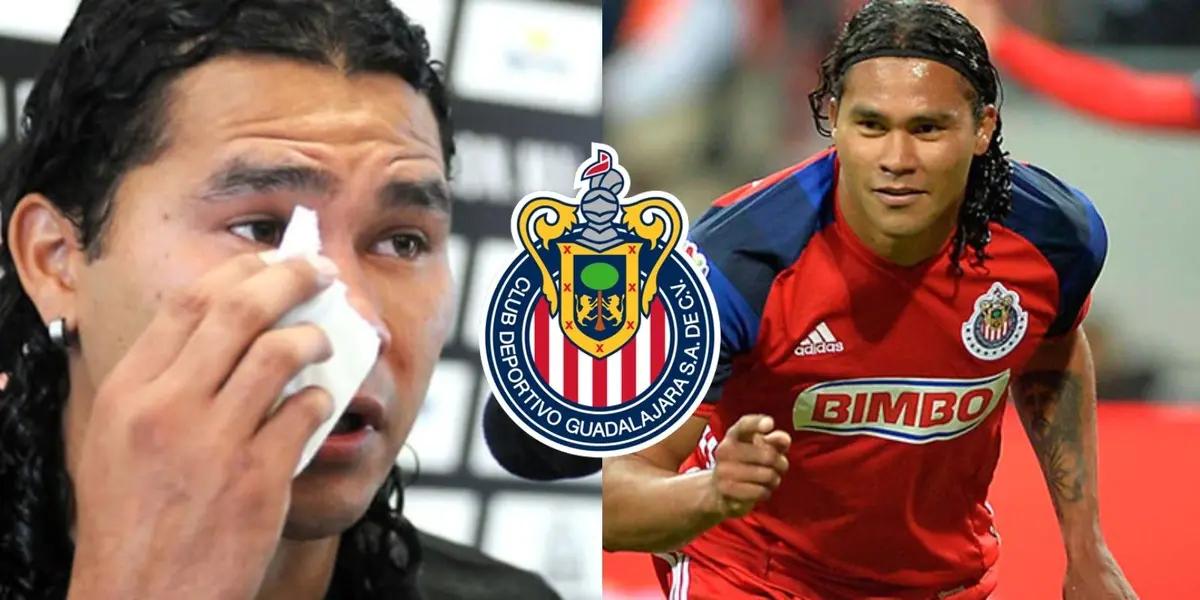 While he cried when he saw that he would be joining Chivas, what Gullit Peña did when he was presented with Al Dhaid