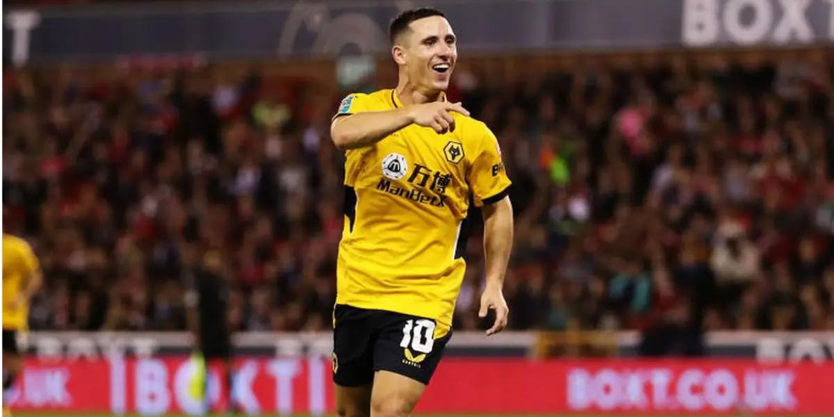 With goals from Neves and Podence, Bruno Lage's side held off Lookman's attempt to equalize.