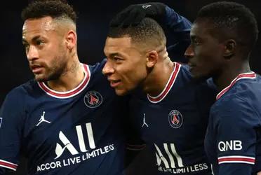 With the young Frenchman only getting better, what would the club offer the aging Argentine to keep his services?