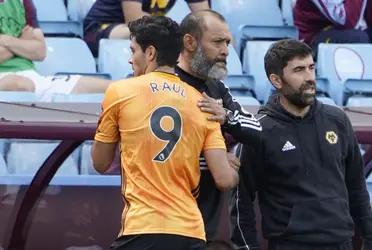 With Wolverhampton lacking a striker after Raul Jimenez injury, Nuno Espirito Santo asked for a striker who was at one point the best around to replace the Mexican star.