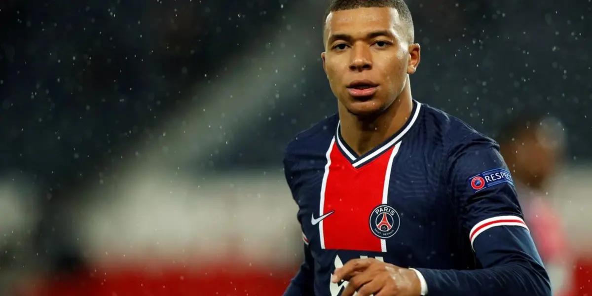 Yes, just like you read. PSG wants a fortune for Kylian Mbappé, but still, they would have to pay a fortune to sell him.
