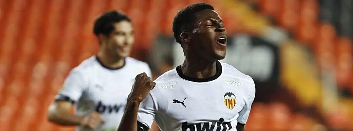 Yunus Dimoara Musah is scored his first goal in Valencia CF today. He can play for the United States, Ghana, Italy and England.