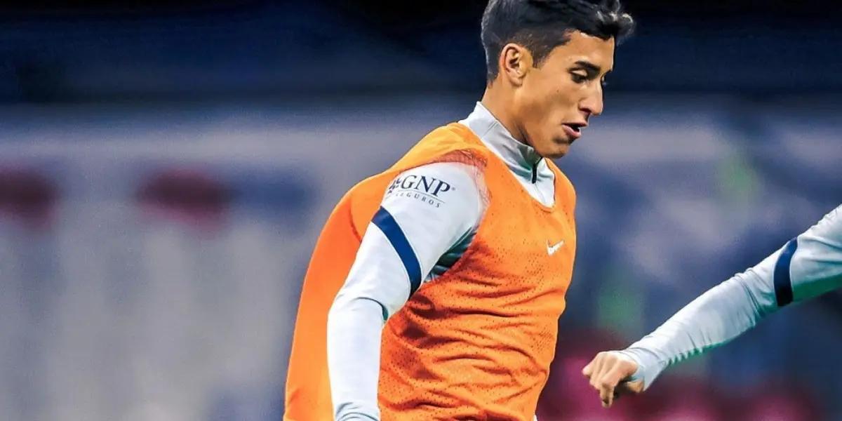 Zendejas played only the added time and Las Águilas almost scored.