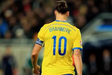 Zlatan Ibrahimovic again took all the cameras, with a controversial reaction after the game ended. A rival fan entered the field to outwit him, and the forward reacted accordingly.