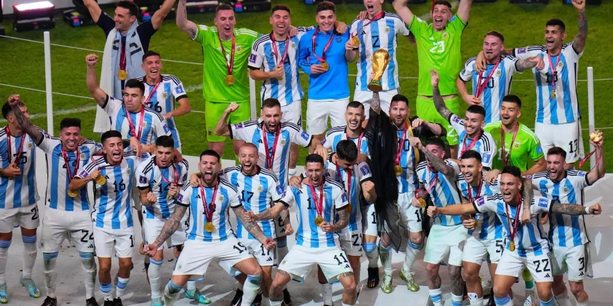 The player who starred in Europe, became a world champion, and now reportedly has a new club